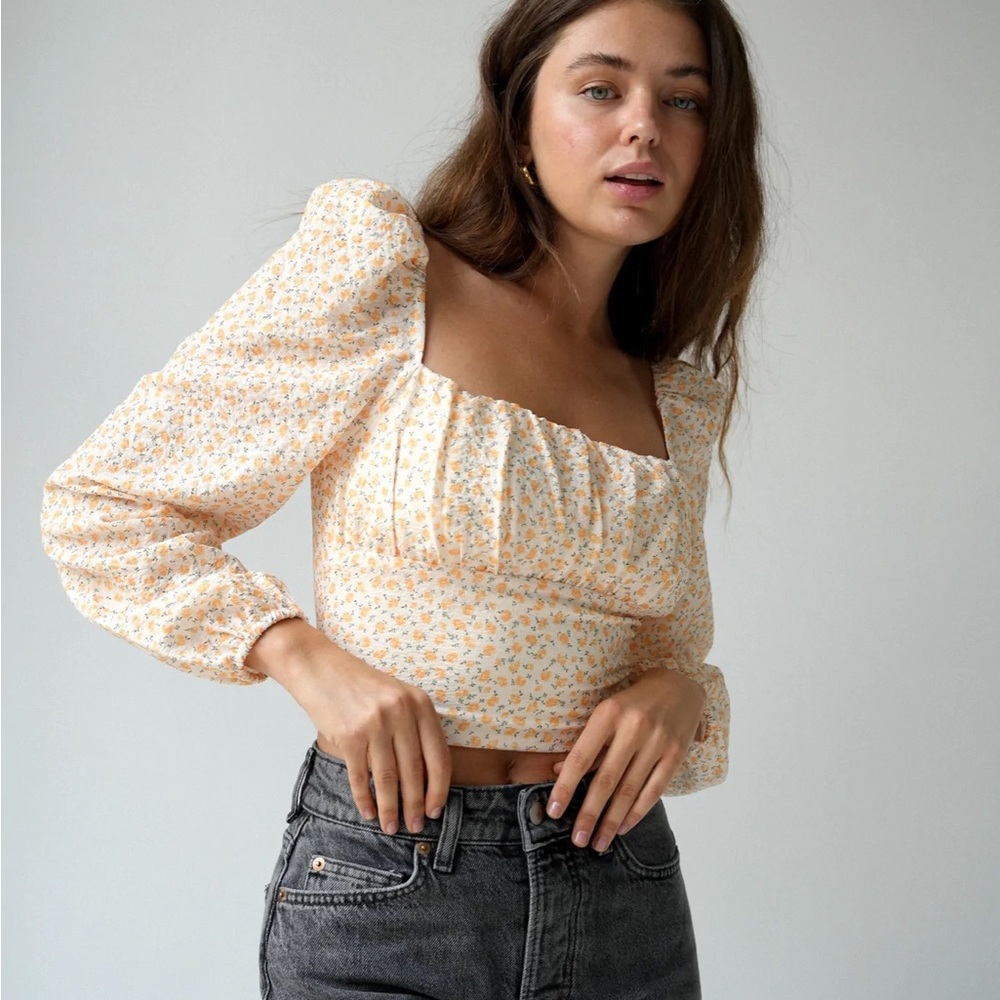Elodie yellow flower print cropped ballon sleeve coquette top Sz M F22